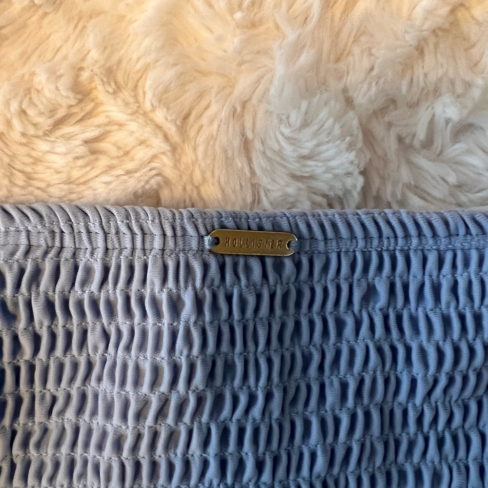 Hollister bottoms - Picture 3 of 3
